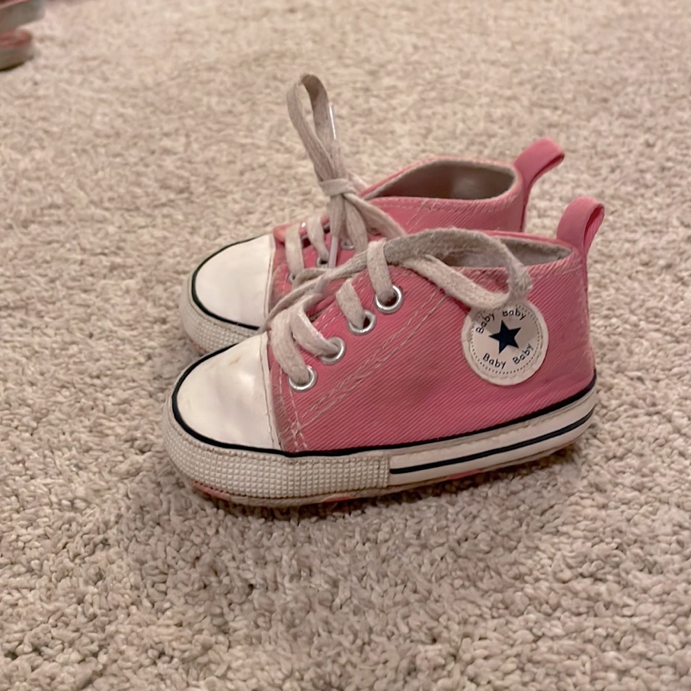 Baby Converse (pink)